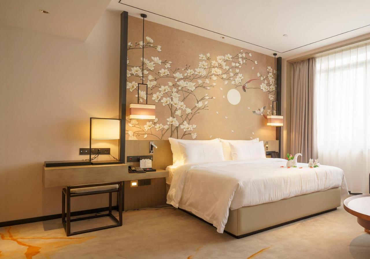 Guangzhou Baiyun Hotel Eksteriør billede Deluxe Room